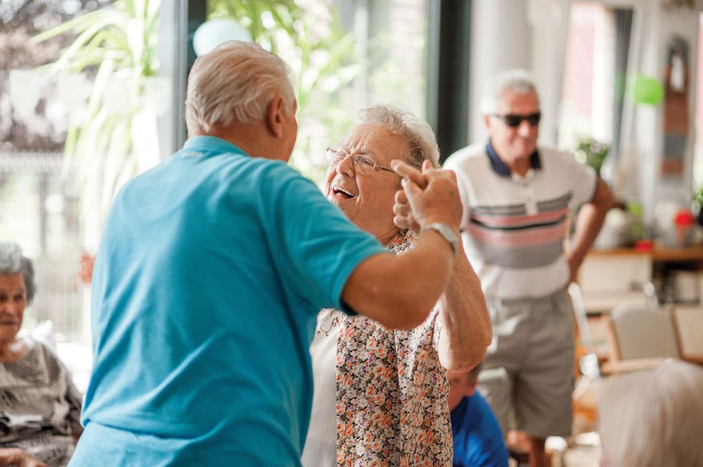 Charter Senior Living of Gallatin Residents Dancing